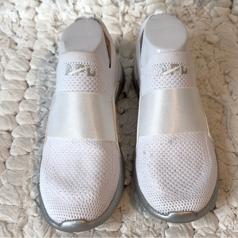 APL Sneakers